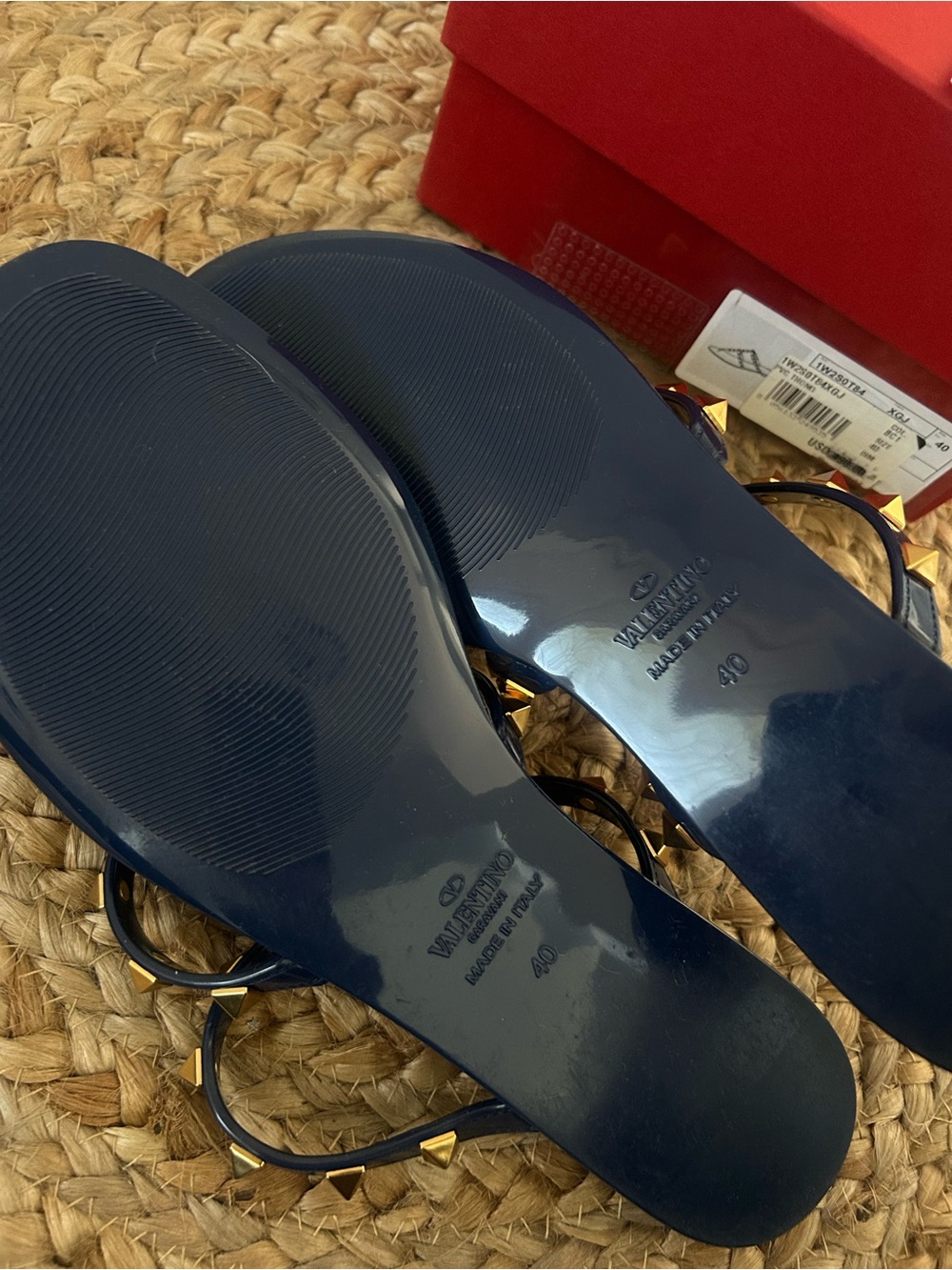 Valentino Garavani rockstud sandal - Picture 6 of 7
